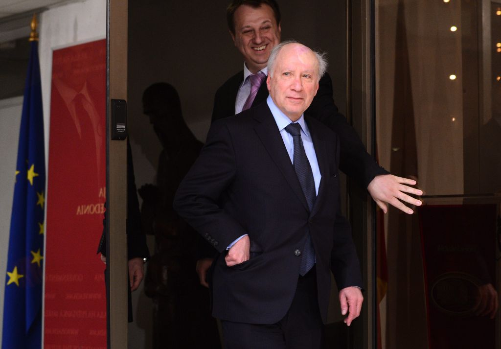 UN’s Nimetz to hold joint meeting with Greece and FYROM on Wednesday