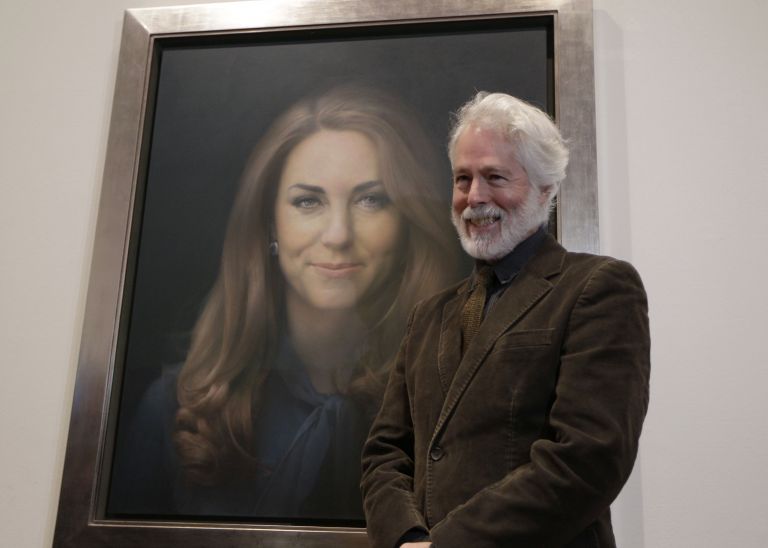 Διχάζει το πρώτο επίσημο πορτρέτο της Κέιτ Μίντλετον | tovima.gr
