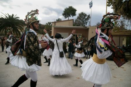 Οι Μωμόγεροι και τα Ρουγκατσιάρια