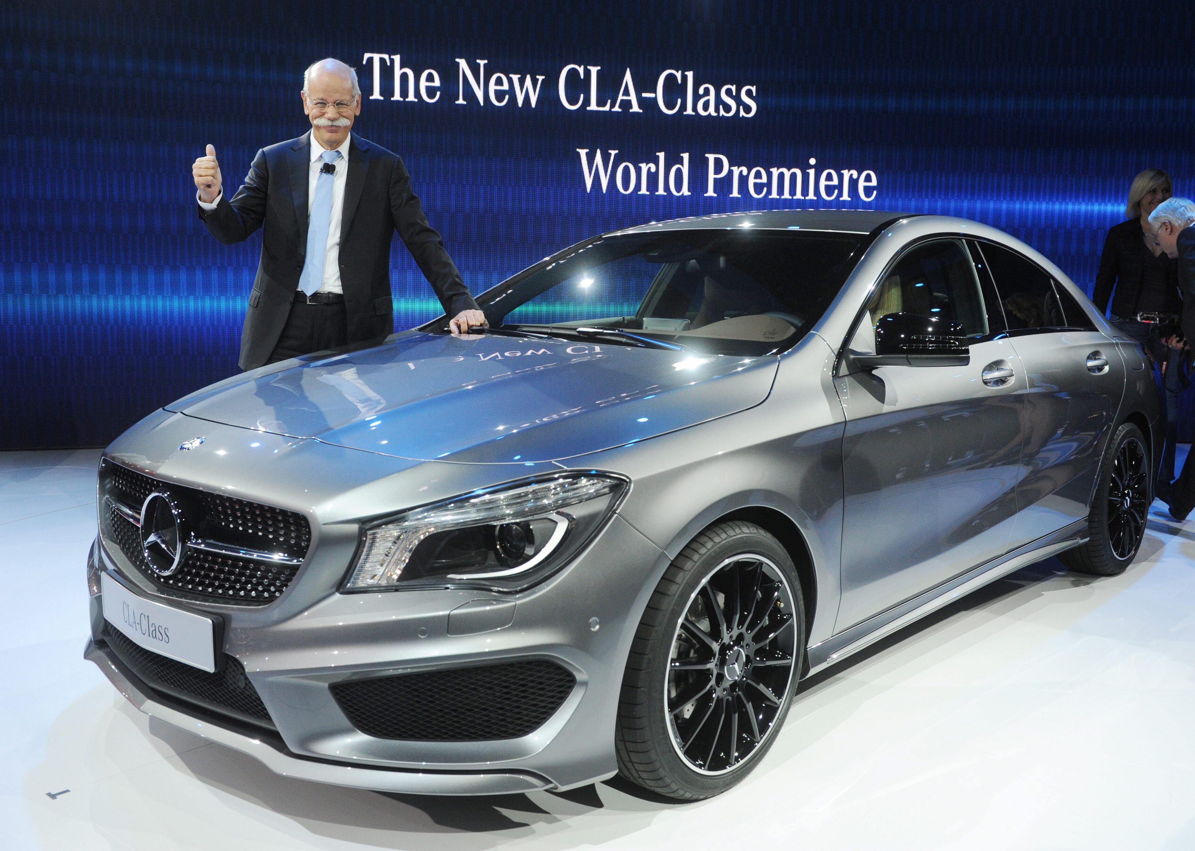 Mercedes-Benz CLA 2013: Επαναστάτης με αιτία