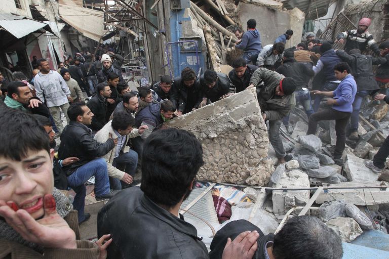 Συρία: Σκηνές σφαγής αντίκρισαν δημοσιογράφοι του BBC | tovima.gr
