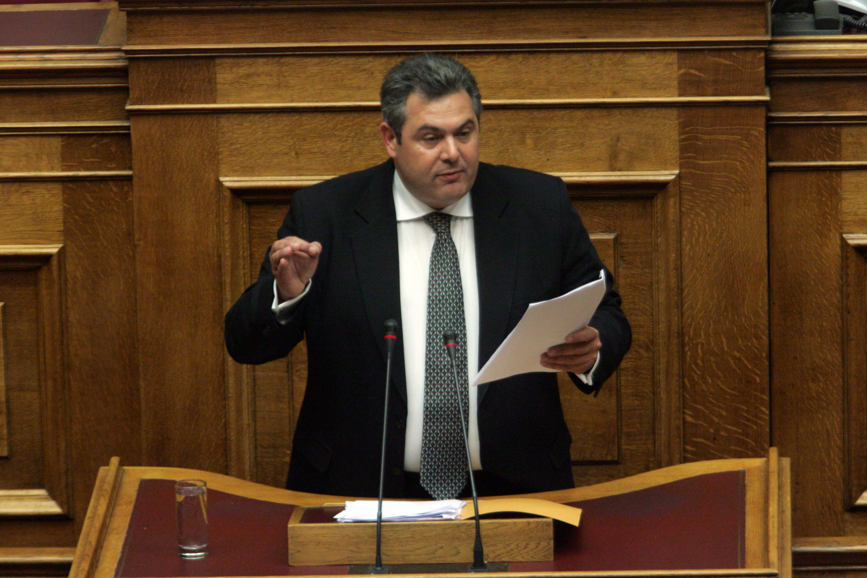 Παραπομπή του Παπανδρέου σε Εξεταστική ζητά ο Καμμένος