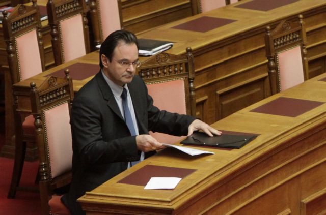 Parliament to decide on Papakonstantinou indictment