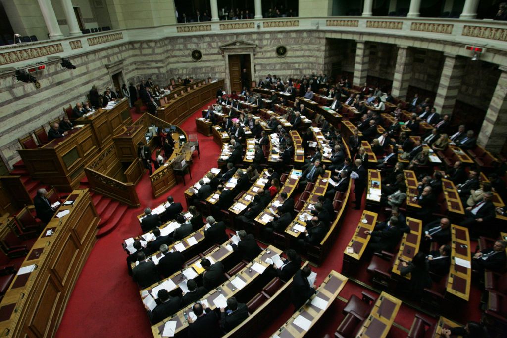 Κοινωνία και κόμματα σε δρόμο ριζικού μετασχηματισμού