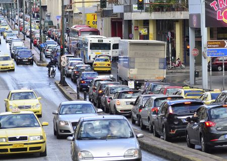 Πληρώστε με 3 ως 9 άτοκες δόσεις τα τέλη κυκλοφορίας