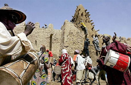 Στο Μάλι οι φανατικοί θέλουν να ξεριζώσουν τον σουφισμό