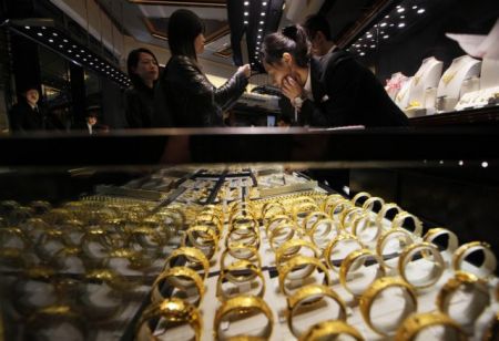 Η Κίνα στην κορυφή της ζήτησης για χρυσό