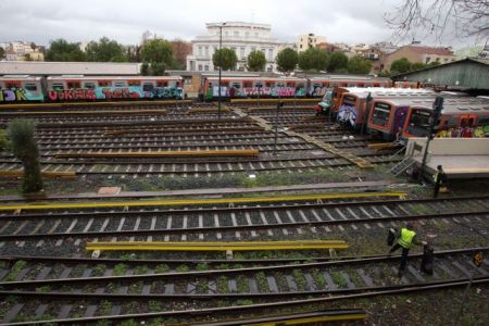 Πυκνώνουν τα δρομολόγια του ηλεκτρικού