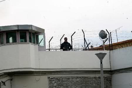 Έρευνα για τις συνθήκες θανάτου νεαρής κρατούμενης στις φυλακές Ελαιώνα | tovima.gr