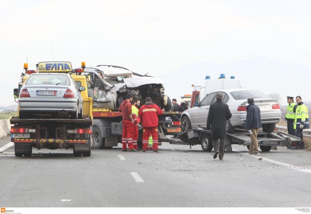 Car pile-up near Efkarpia junction brings traffic to a standstill