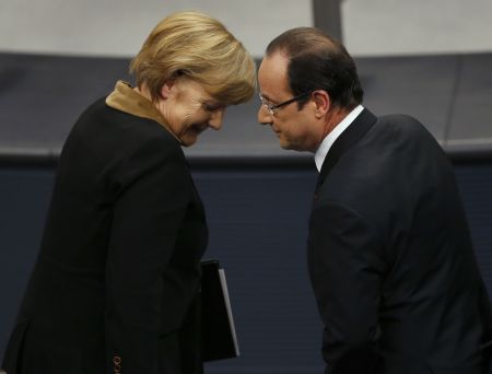 Μόσχα: Συνάντηση Μέρκελ – Ολάντ – Πούτιν για το σχέδιο στην Ουκρανία