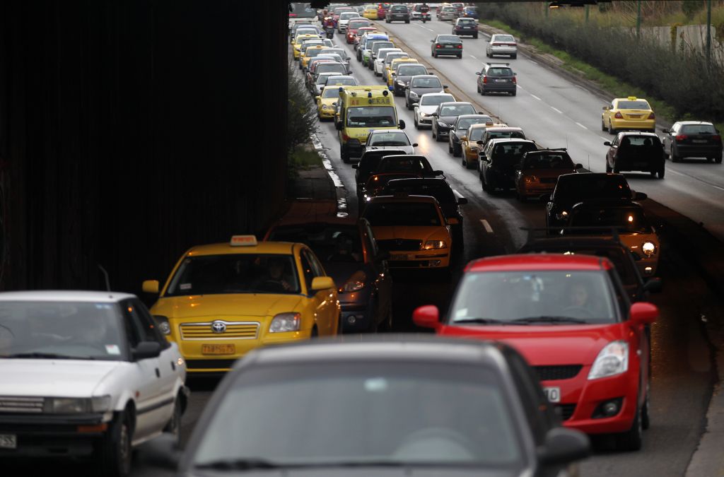 Διορία έως τις 15 Απριλίου στους ιδιοκτήτες με ανασφάλιστα οχήματα