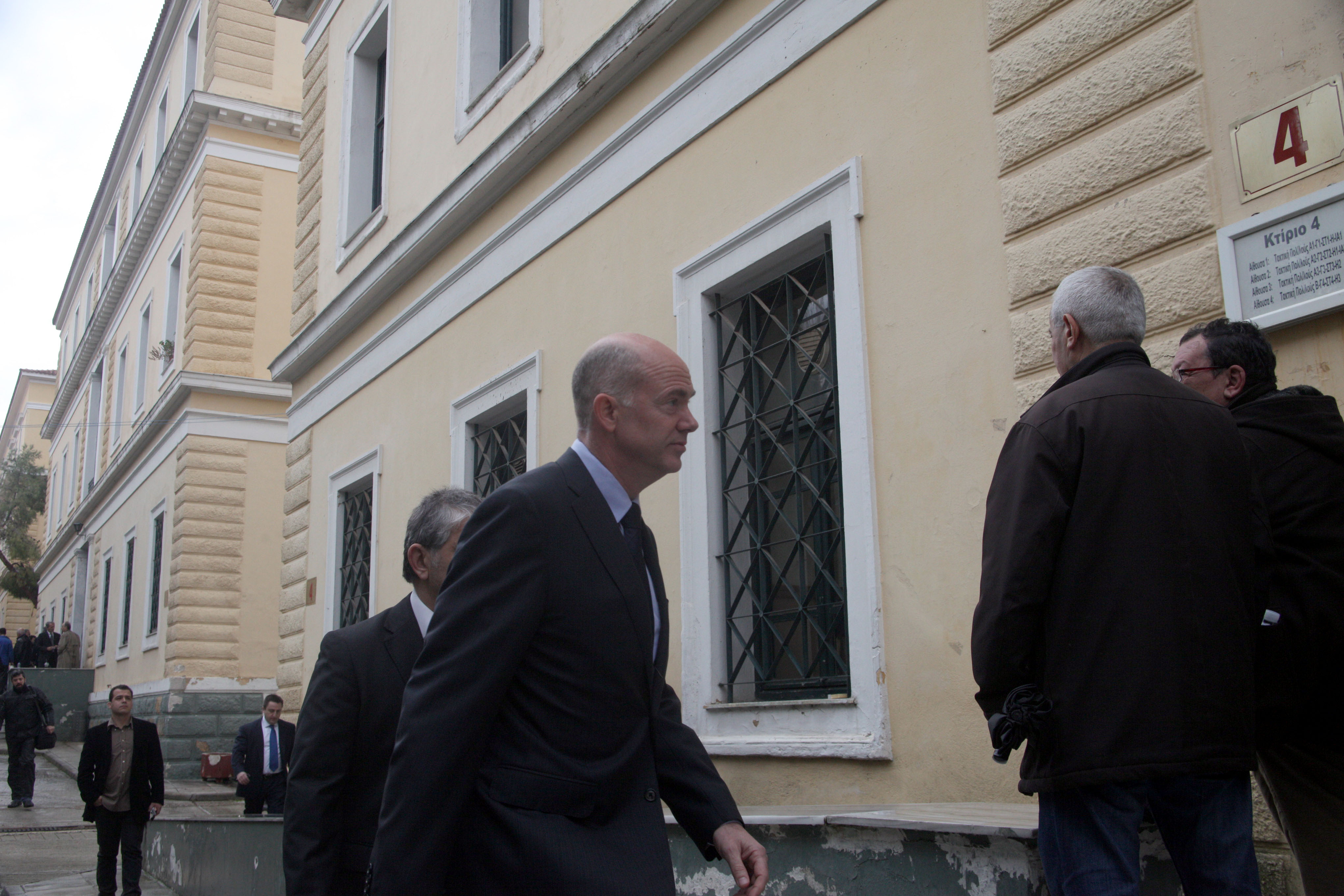 Αρχισε η εκδίκαση της αγωγής Α.Παπανδρέου κατά Π. Καμμένου