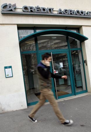Credit Agricole: Επιστροφή στην κερδοφορία το δ΄ τρίμηνο του 2013