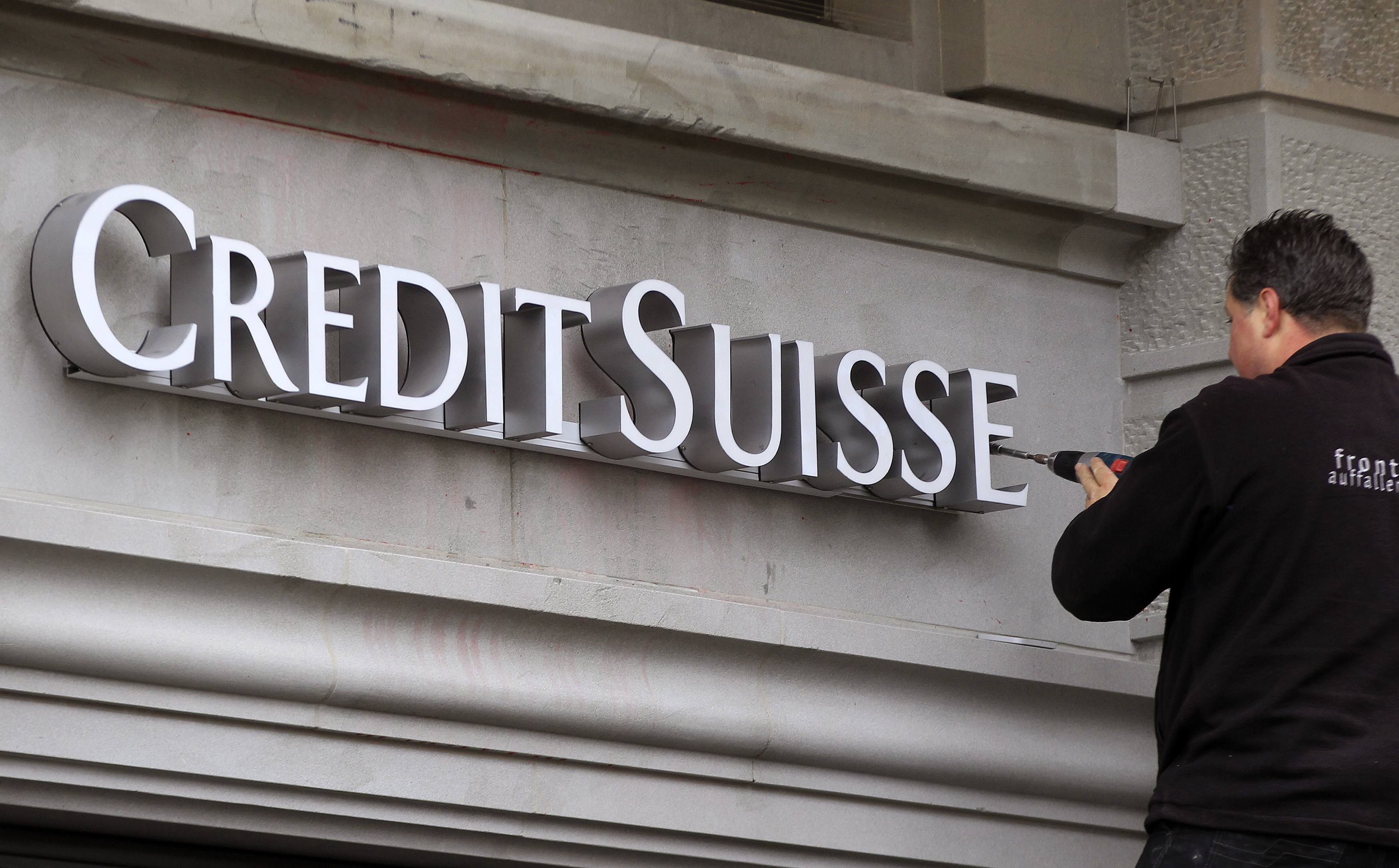 Credit Suisse : Ζημιές 700 εκατ. φράγκων για το β΄ τρίμηνο 2014