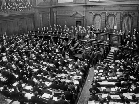 H επιστημονική παρακμή της Βαϊμάρης