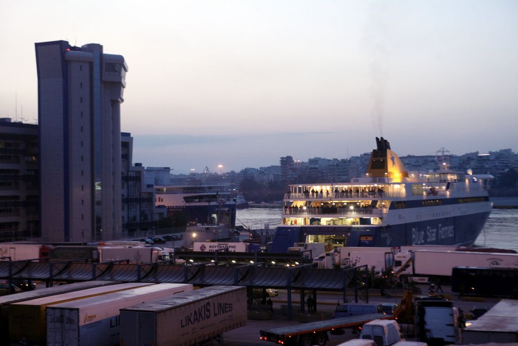 «Οχι» Βασ. Μιχαλολιάκου στην  ιδιωτικοποίηση του ΟΛΠ