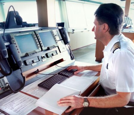 Επιστολή πλοιάρχων για κενά εκπαιδευτικών στις Ναυτικές Σχολές