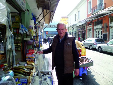 Πωλείται εντός