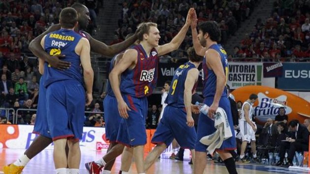 Μπάσκετ: Η Μπάρτσα υπέταξε (111-108) τη Ρεάλ Μαδρίτης σε ματς – θρίλερ