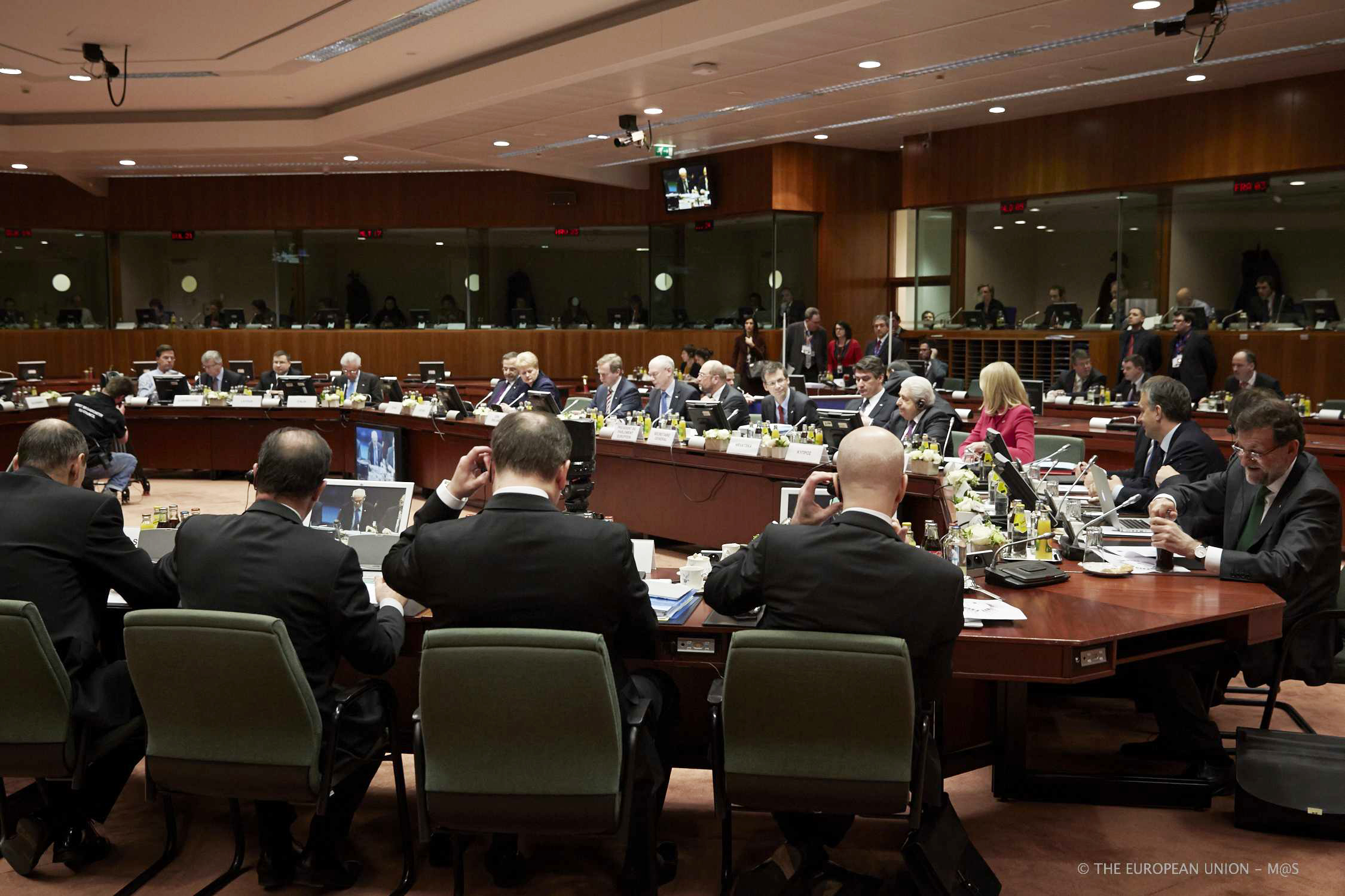 Συμφωνία μεταξύ των 27 για τον ευρωπαϊκό προϋπολογισμό λιτότητας