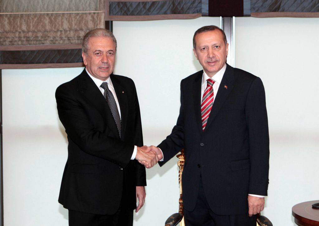 Σκληρό Πόκερ για να μην καταρρεύσει η Συμφωνία για το Προσφυγικό