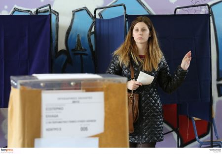 La Repubblica: Δυναμίτης για διεθνή κρίση ενδεχόμενες ελληνικές εκλογές