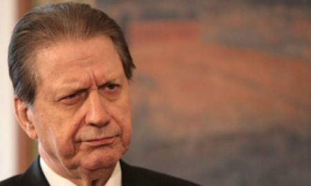 Β. Πολύδωρας: «Γιατί να μην δεχτεί η ΝΔ; Με κόμπλεξ θα πορευτούμε;»