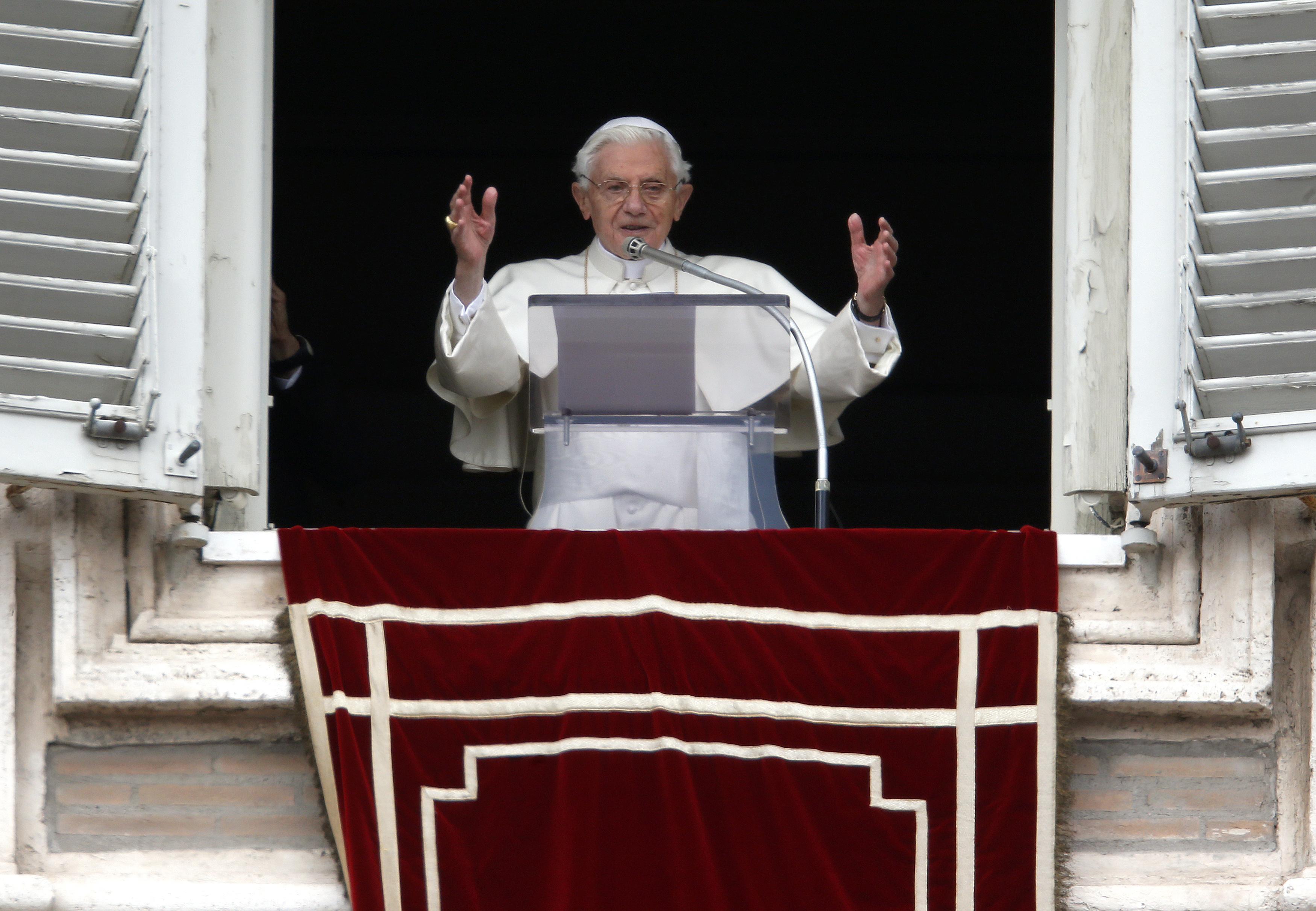 Ρώμη: 200.000 πιστοί στο τελευταίο κυριακάτικο κήρυγμα του Πάπα Βενέδικτου
