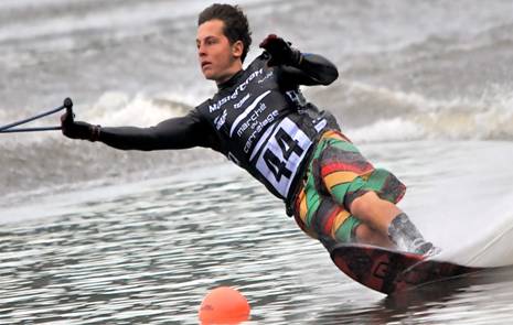 Θαλάσσιο σκι: Παγκόσμιος πρωταθλητής ο Γιάννης Ναθαναήλ