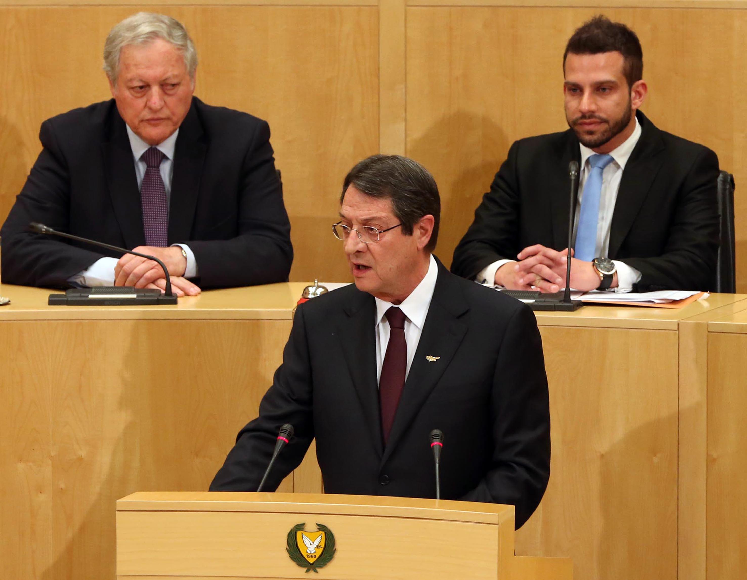 Σε εξέλιξη η σύσκεψη πολιτικών αρχηγών στην Κύπρο