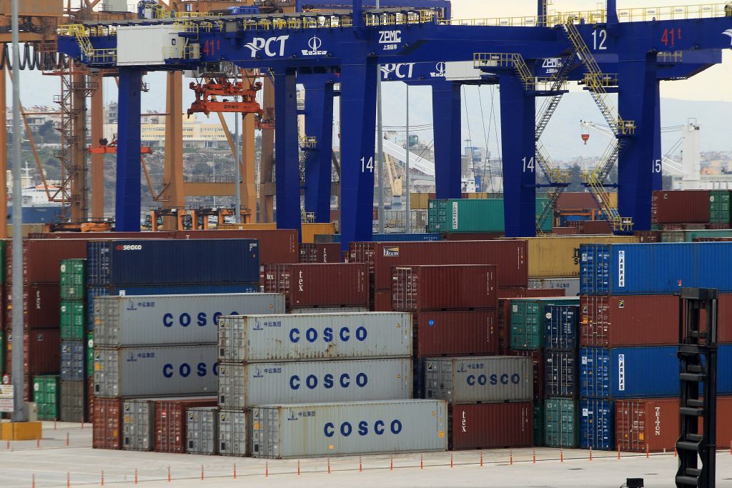 Πειραιάς: Αύξηση 6,4% στη διακίνηση κοντέινερ το 2017