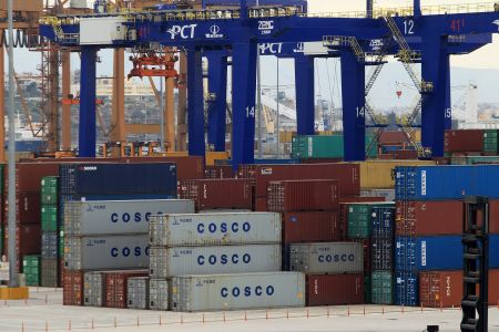 Πειραιάς: Αύξηση 6,4% στη διακίνηση κοντέινερ το 2017