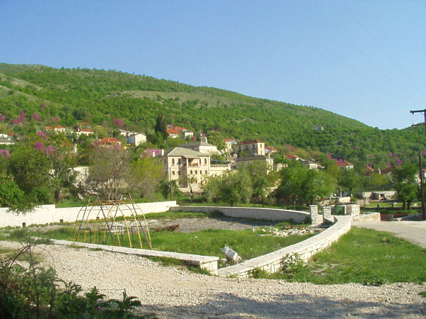 Ιστορικός τόπος το σπήλαιο του μαρτυρικού Κεράσοβου