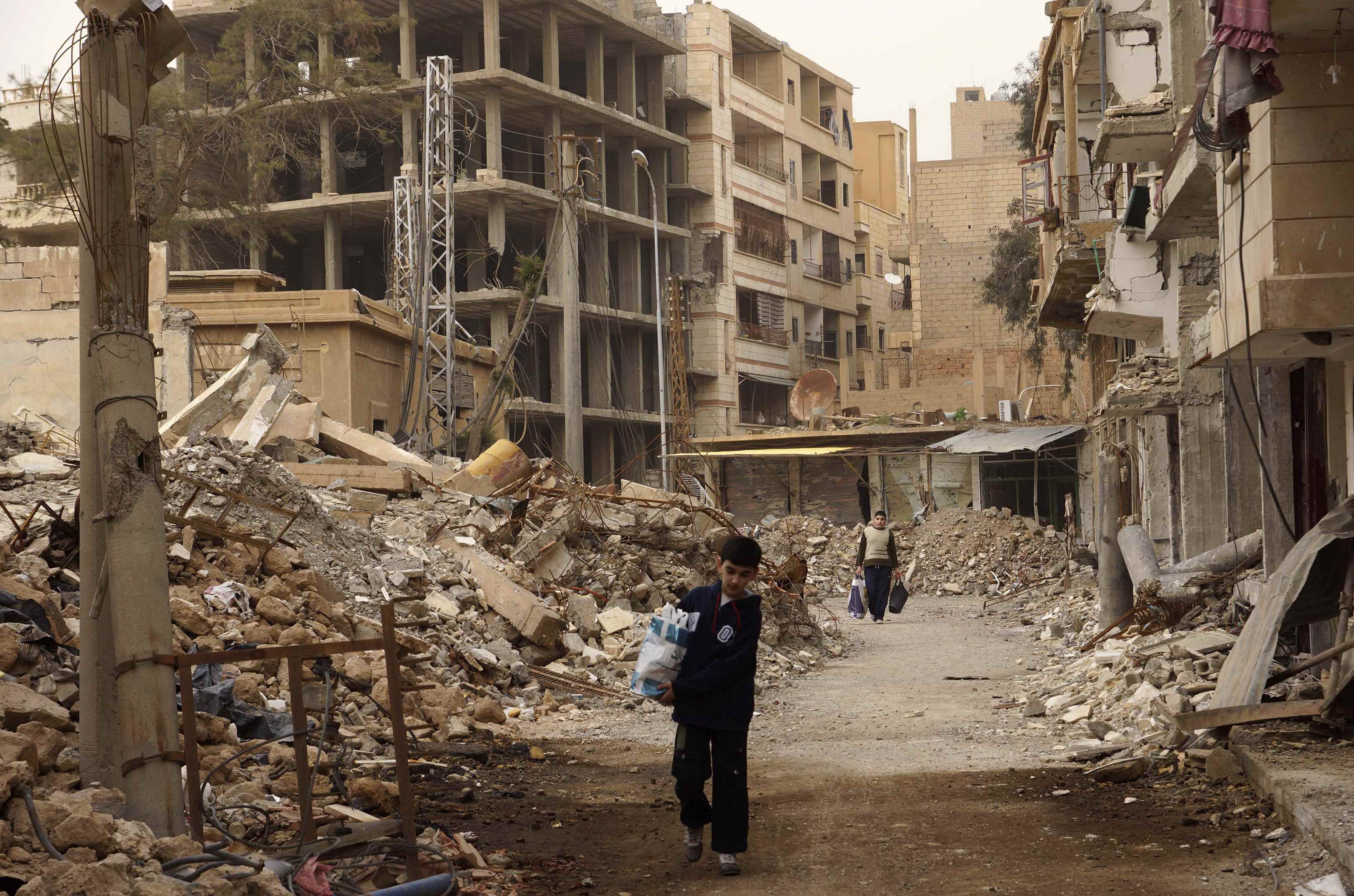 Συρία: Φόβοι για κλιμάκωση της έντασης μετά τις αεροπορικές επιδρομές