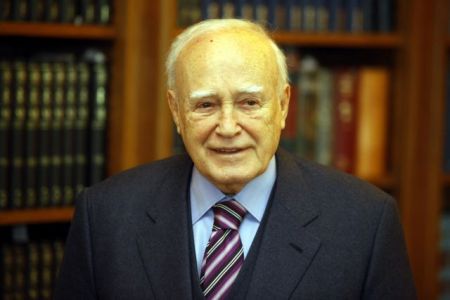 Papoulias: “The troika era as we know it is coming to an end”