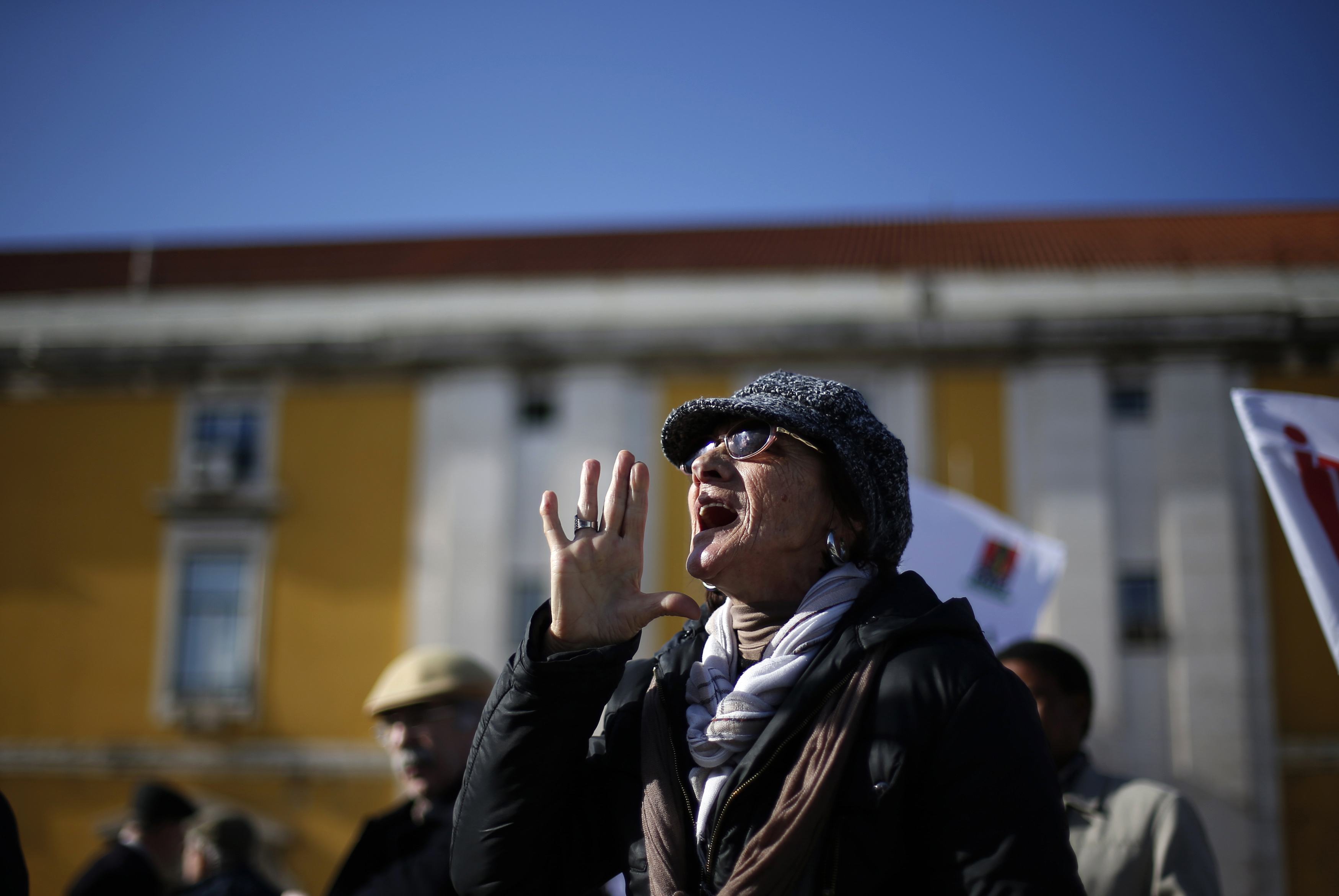 Στο Συνταγματικό Δικαστήριο κατά λιτότητας η αντιπολίτευση Πορτογαλίας