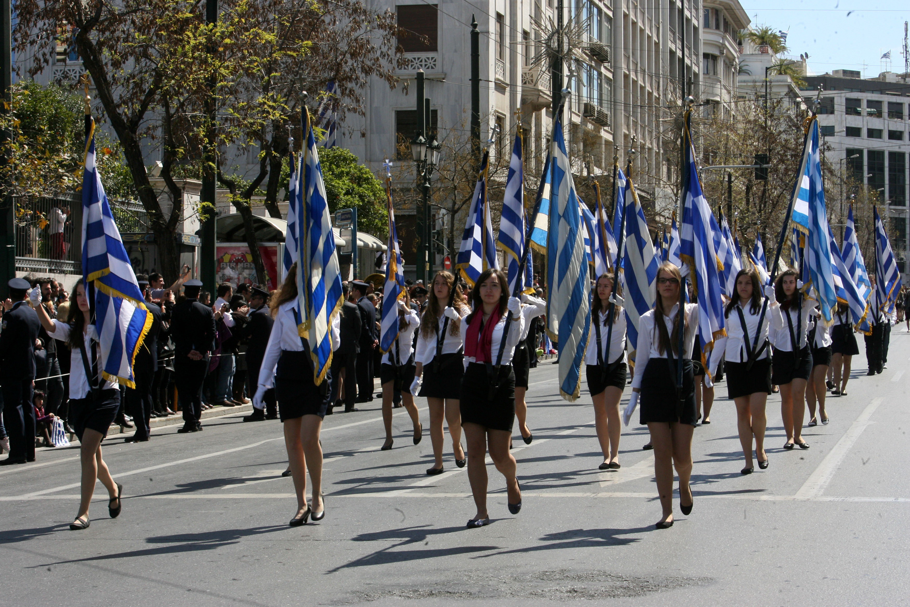 Κυκλοφοριακές ρυθμίσεις για τις παρελάσεις της 25ης Μαρτίου