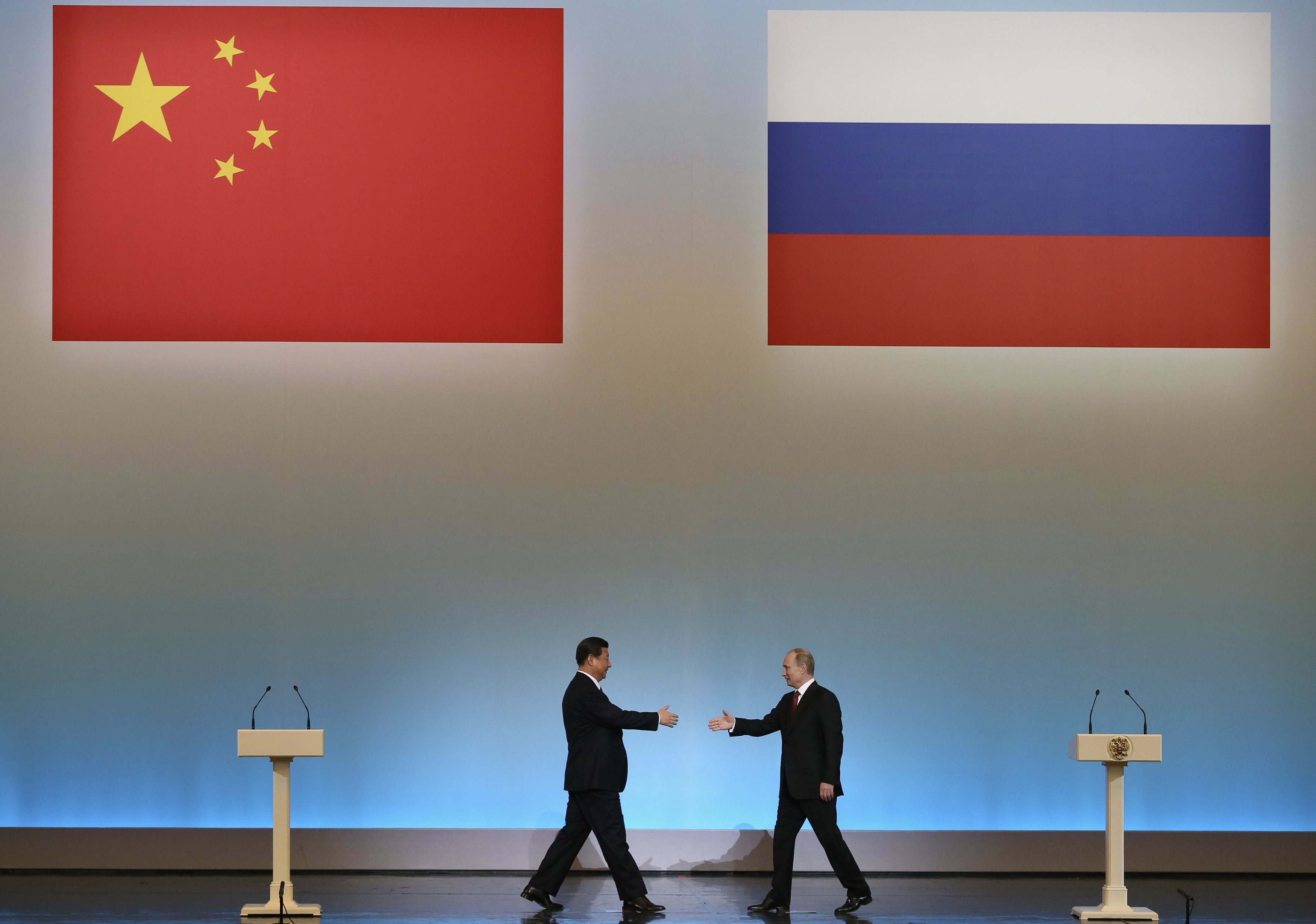 Κίνα και Ρωσία ετοιμάζουν μαζί πλωτά πυρηνικά εργοστάσια