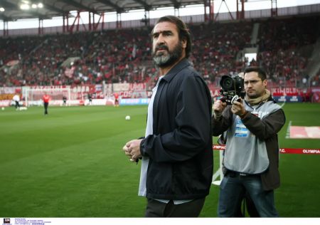 Συνελήφθη ο πρώην ποδοσφαιριστής Ερίκ Καντονά για ξυλοδαρμό