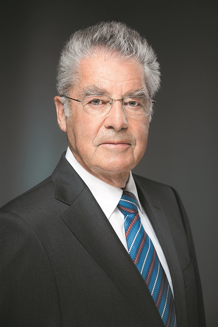 Χάιντς Φίσερ: «Είναι ντροπή για την Ευρώπη η στάση της στο Προσφυγικό»