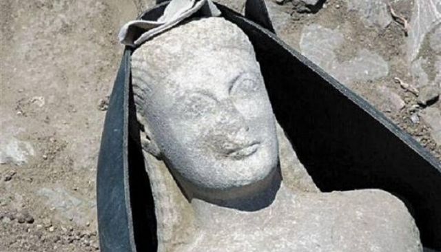 Δεσποτικό Αντιπάρου: Μυστηριώδης ταφή σε αρχαίο ναό