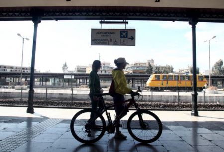 Τα δρομολόγια τρένων – προαστιακού που ματαιώνονται λόγω απεργίας