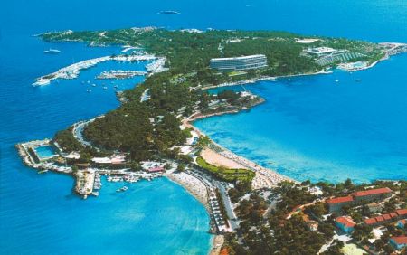 Ανοικτός όλο το 2015 ο Αστέρας