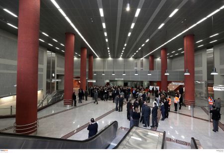 Την Παρασκευή οι μεγάλοι ποιητές «μπαίνουν» σε μετρό, τραμ, ηλεκτρικό