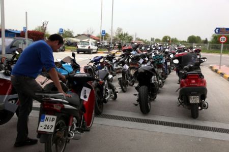 Εξιχνιάστηκαν εκατοντάδες κλοπές μοτοσικλετών στην περιοχή του Ρέντη