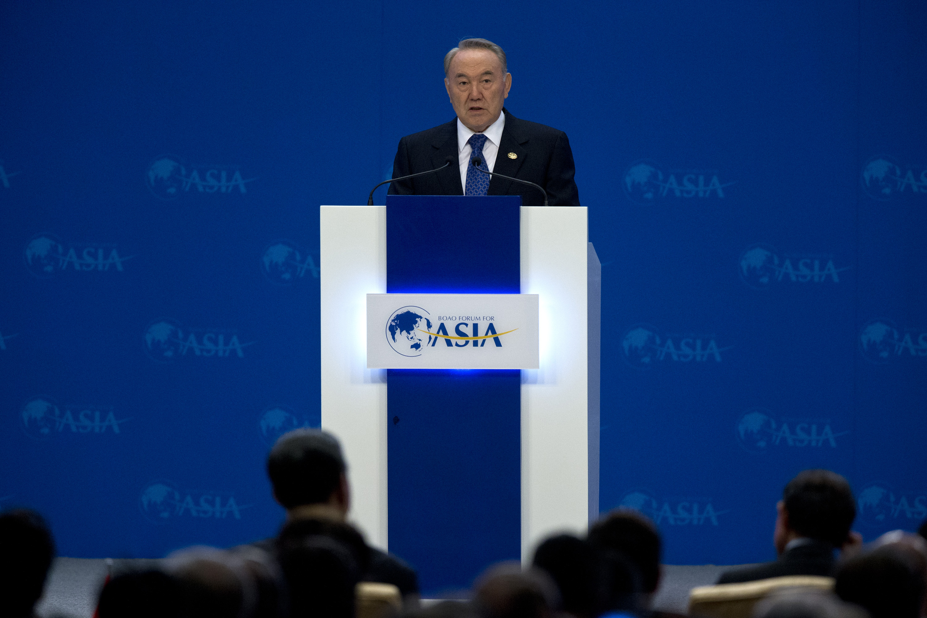 Να αλλάξει όνομα στο Καζακστάν εξετάζει ο πρόεδρός του