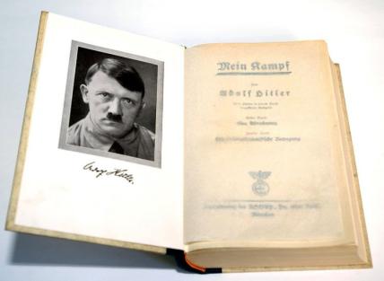 Γερμανία: Φόβοι για πιθανή έκδοση του βιβλίου του Χίτλερ «Ο Αγών μου» | tovima.gr