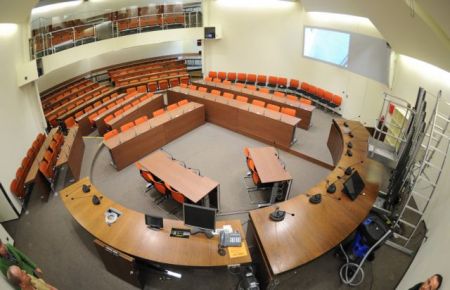 Γερμανία: Ζητά τη θεσμοθέτηση «τρίτου φύλου»