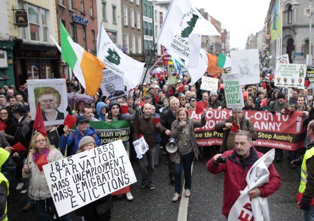 Η τρόικα έφυγε, η λιτότητα έμεινε